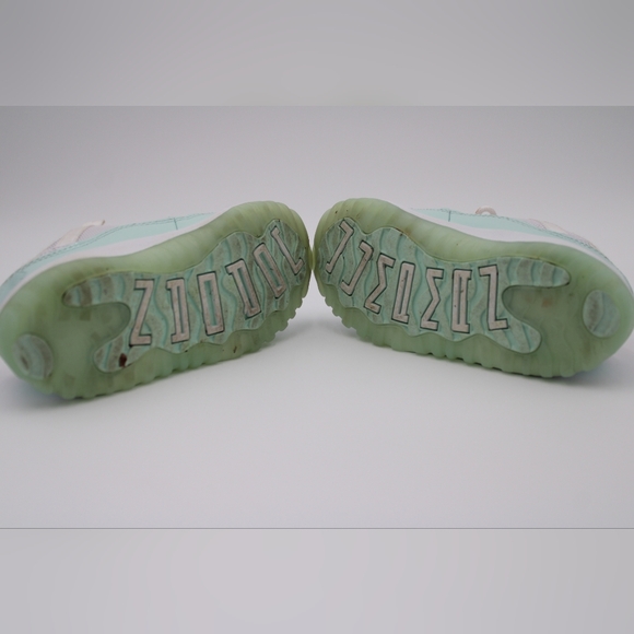 Jordan 11 Retro Low (TD) Size 9C – Style 645107-103 - Picture 9 of 10